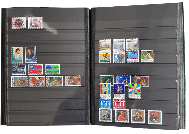 Das grosse braune Album mit Briefmarken des FL
